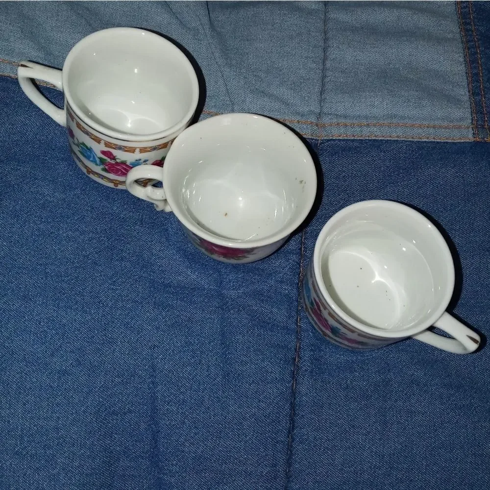 ×6 Tea Cups - Picture 9 of 16
